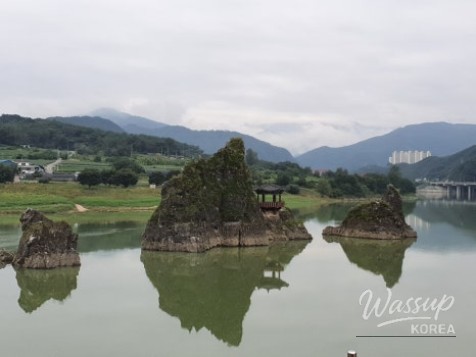Peaceful Scenery