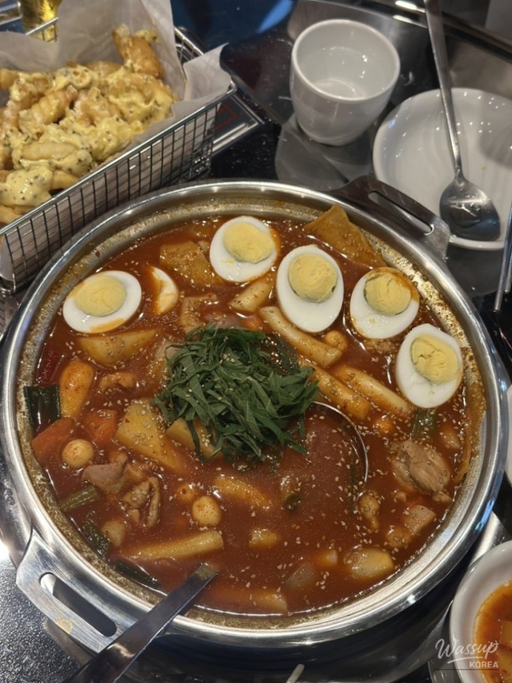 Korean side dishes and rice