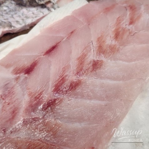 The croaker sashimi is simply irresistible
