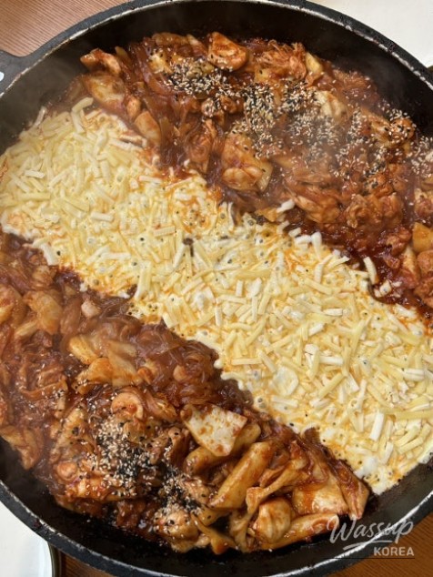 Dakgalbi Image 16