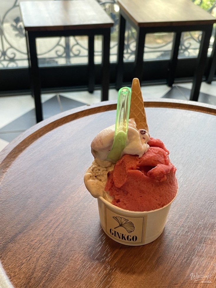 Dessert Shop
