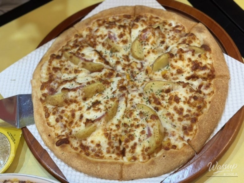 Pizza and Gratin