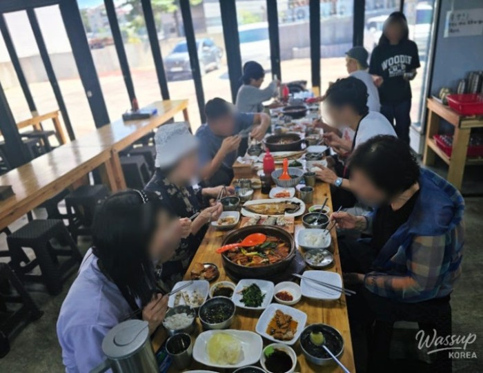 Stress-Free Family Trip to Jeju: Rent-a-Car with Driver - A Game Changer!194