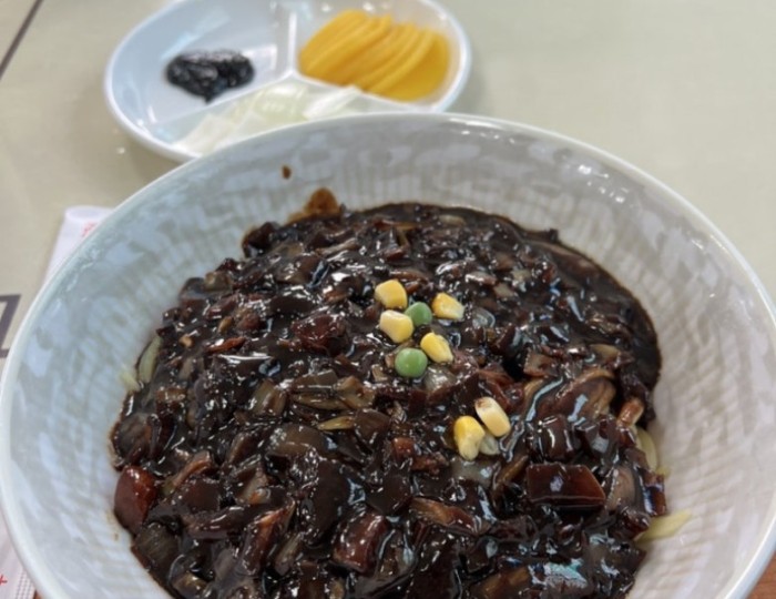 A Hidden Gem for Jajangmyeon in Andong: Yonggung Chinese Restaurant float