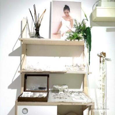Modern and clean white-tone interior of Lil Bridal dress shop in Gangnam