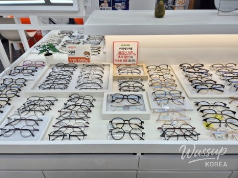 Charming photo of the stylish sunglasses section