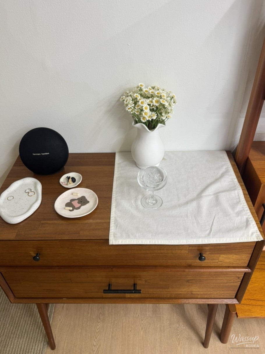 Elegant white Yamaha piano perfect for photos and small performances