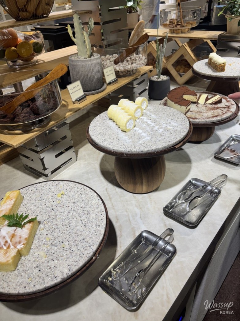 Information signage for the ATM and other guest facilities