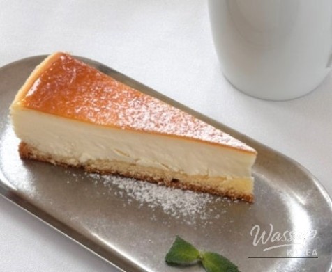 Bright and welcoming entrance of the Maison D'Italie venue