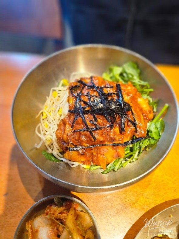 Peaceful scenery of the museum courtyard under the autumn sun