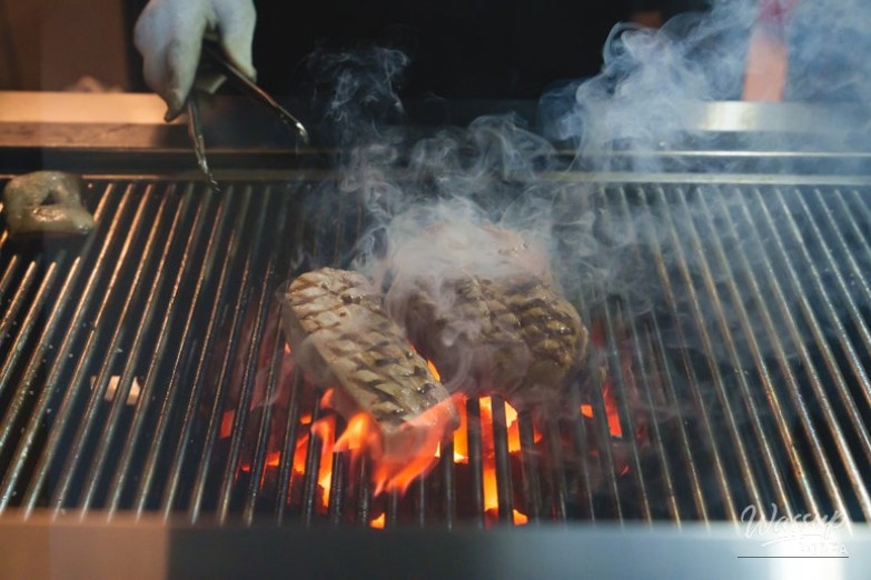 Wide selection of fresh vegetables at the self-service bar