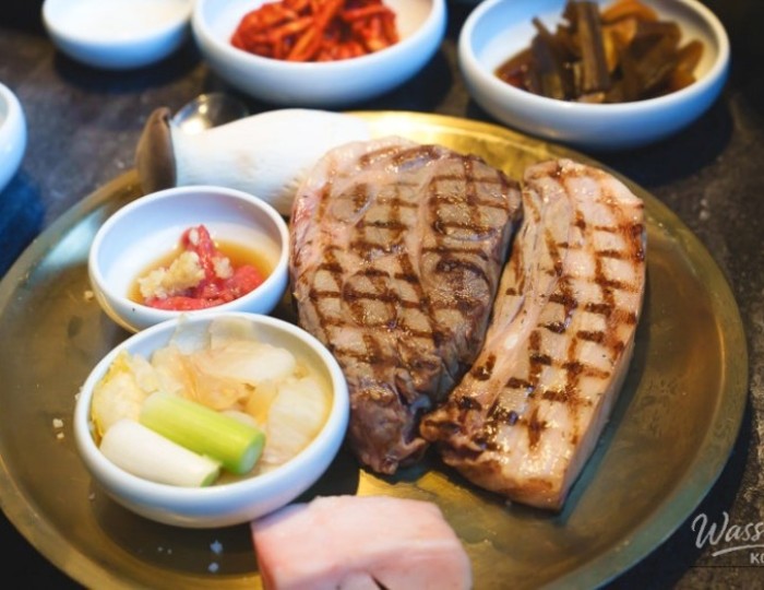 Geumdot: A Must-Visit Black Pork BBQ Restaurant in Jeju Seongsan! float