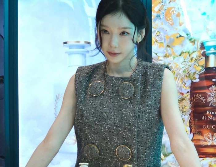 Taeyeon's Captivating Flora Beauty Look at Gucci Beauty House float