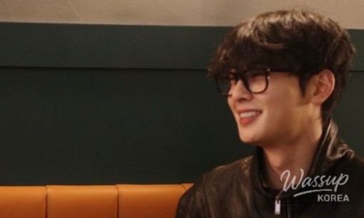 Modern base makeup preventing dullness under black outfits