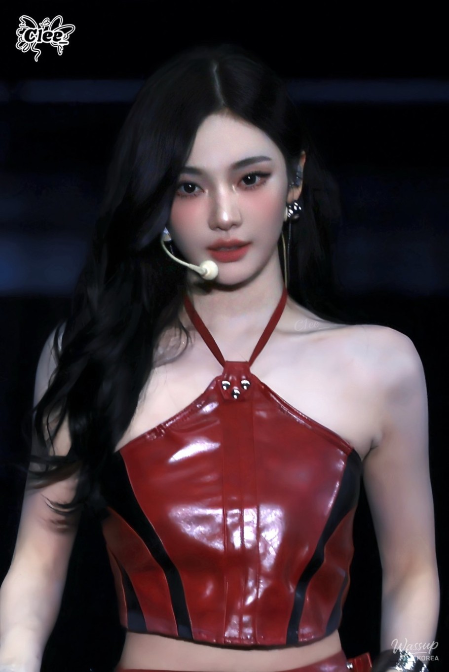 Clear facial definition under black styling