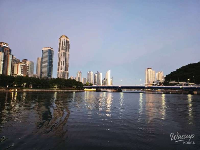 Evening cityscape blending with ocean views in Haeundae