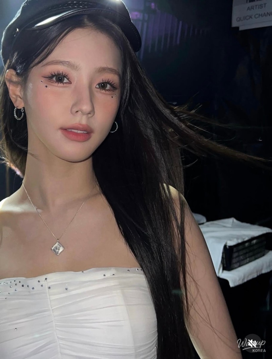 Minimalist makeup highlighting facial balance