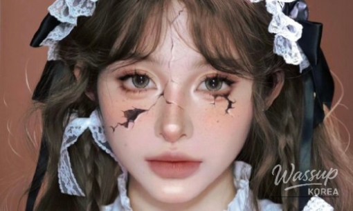 Natural facial depth created by subtractive makeup