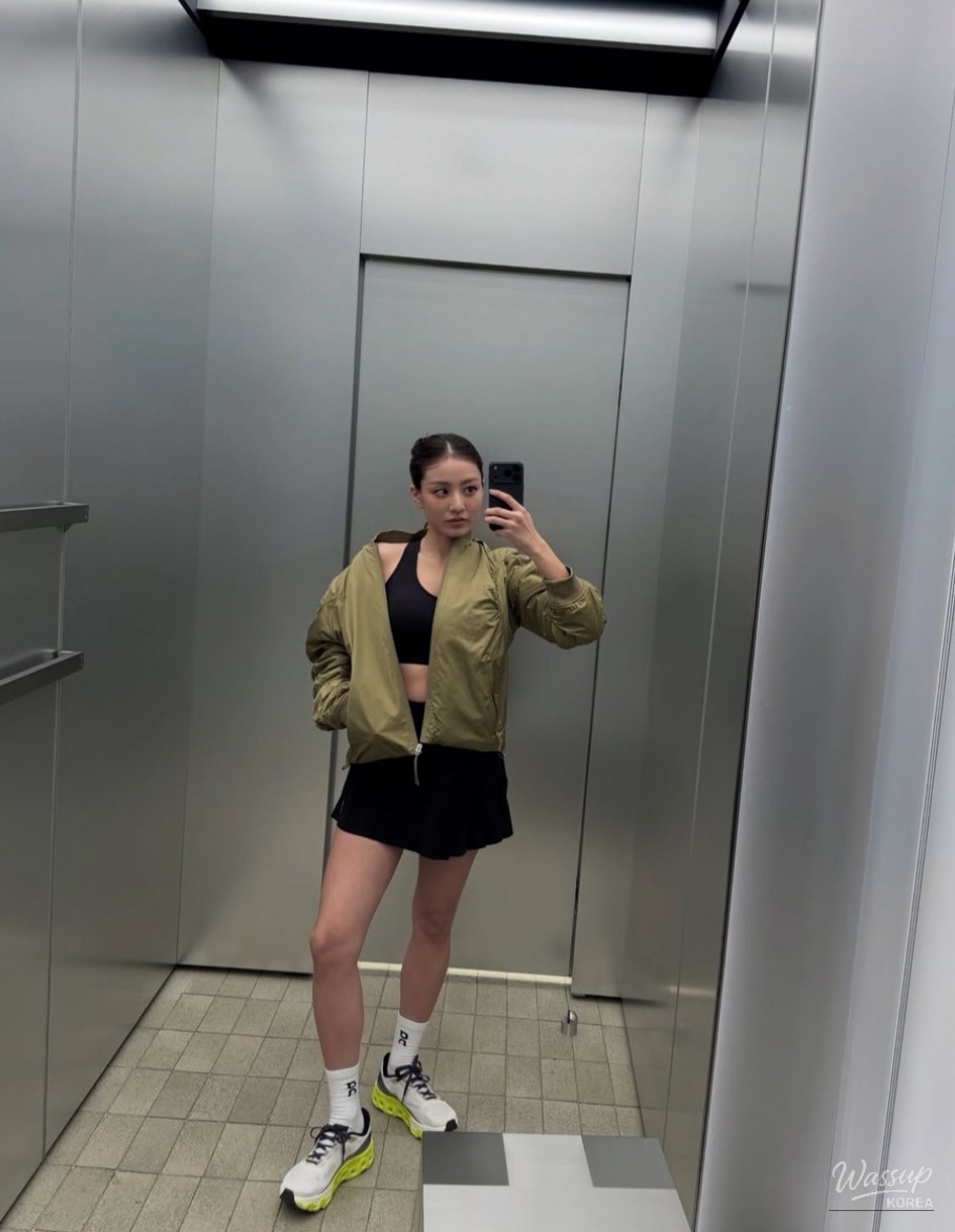 Workout-ready styling with a polished urban feel