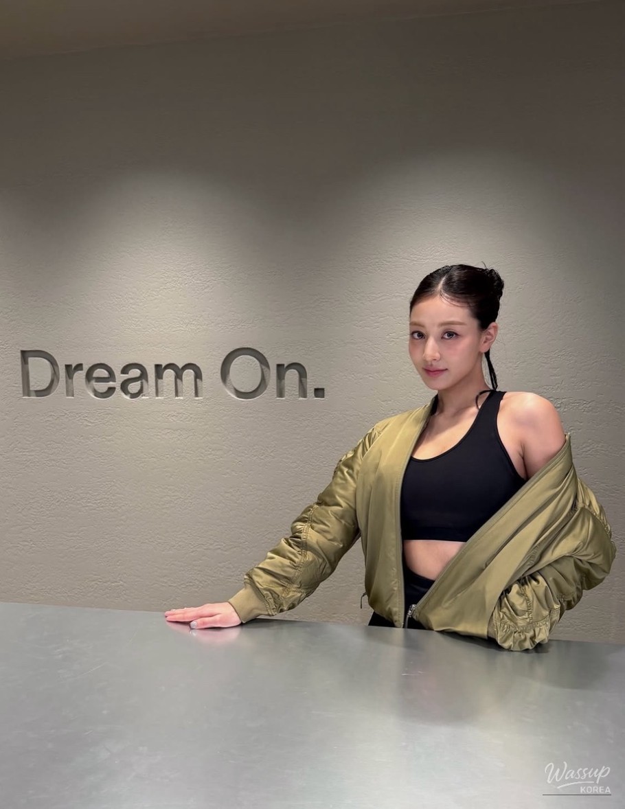 Athleisure fashion emphasizing balance between comfort and style