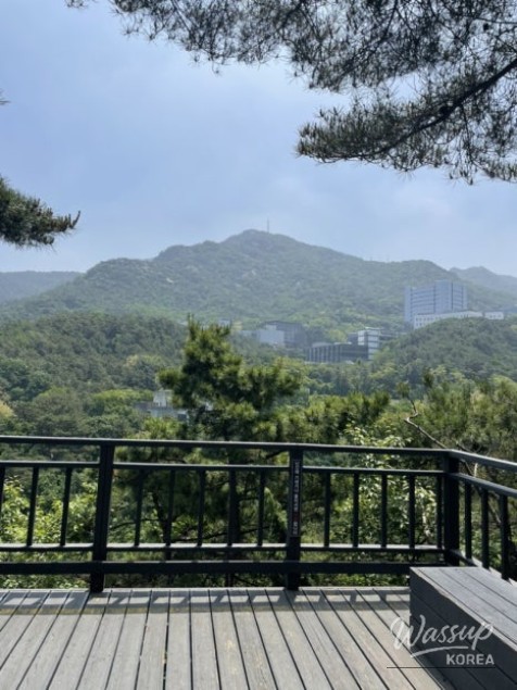 Panoramic urban view of Seoul city skyline from the Gwanaksan observation deck