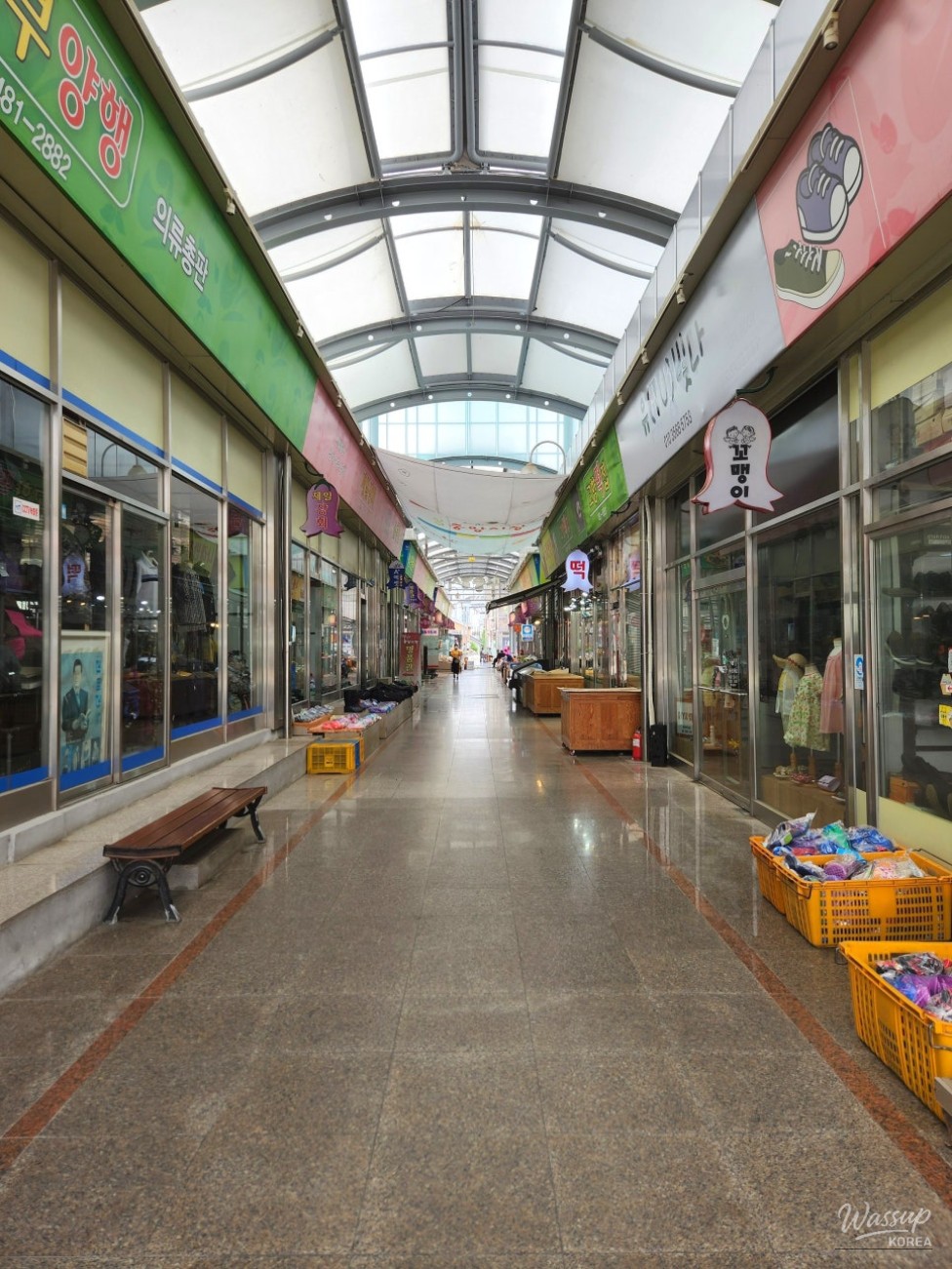 Side dish shop displaying various Korean banchan