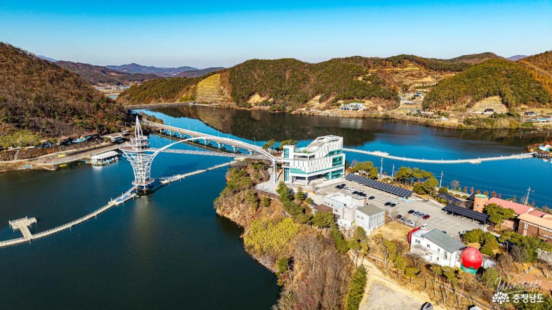 Mysterious appearance