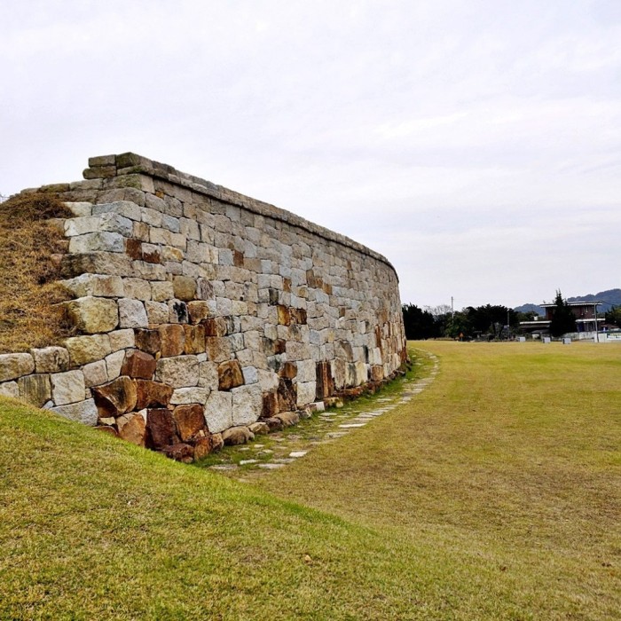 Enjoying Myeoncheon Eupseong 200%: Eats, Strolls, and Free Co-working at 'Myeoncheon Lounge'850