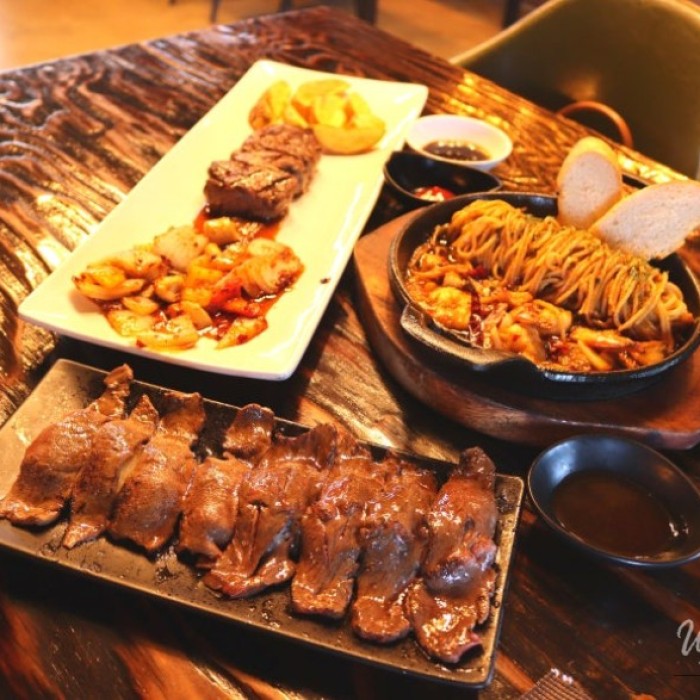 A Delightful Fall Trip to Sokcho: Culinary Adventures at Wagyu The Table_01