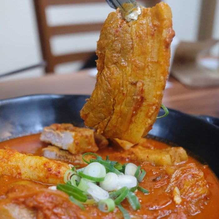 Recommended Kimchi Stew Restaurant in Chuncheon: Hooni