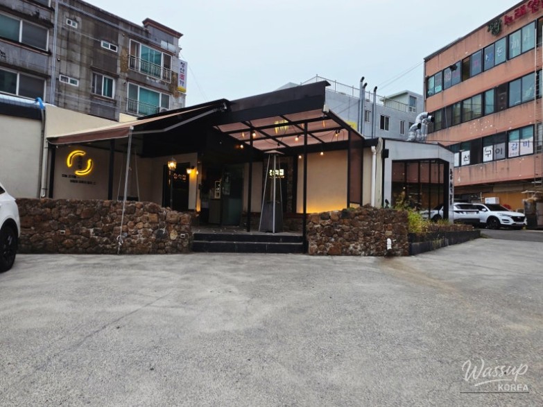 A Delightful Trip to Jeongseok House in Busan_02