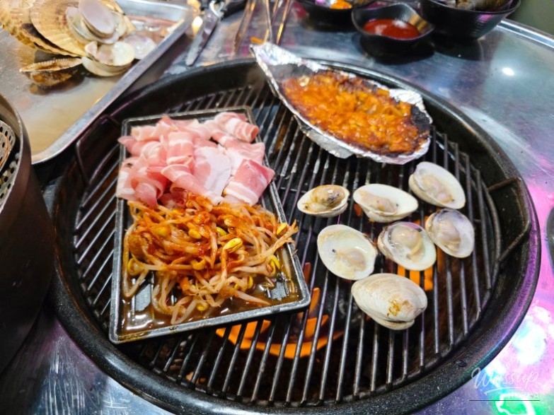 A Delightful Seafood Experience in Sokcho_01