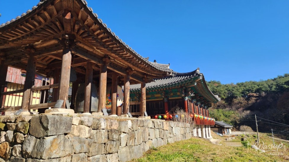 A serene view of the historic Daeungjeon Hall at Cheongdo Jeokcheonsa Temple
