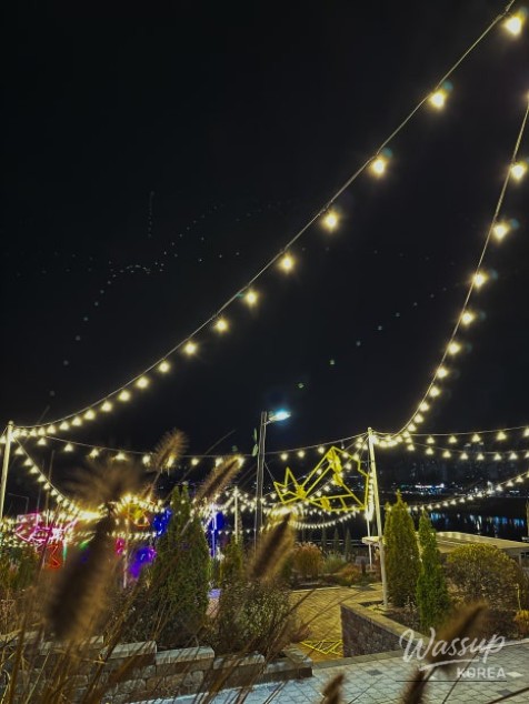 Exploring the Night Views of Jinju at Somangjinsan Lantern Theme Park_13