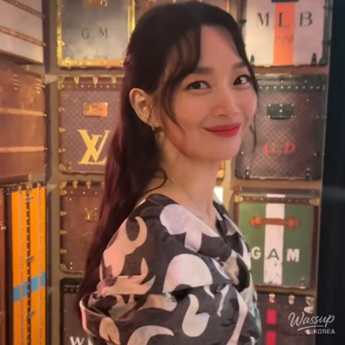 Shin Min-a attending the Louis Vuitton Visionary Seoul event with a refined December bride atmosphere