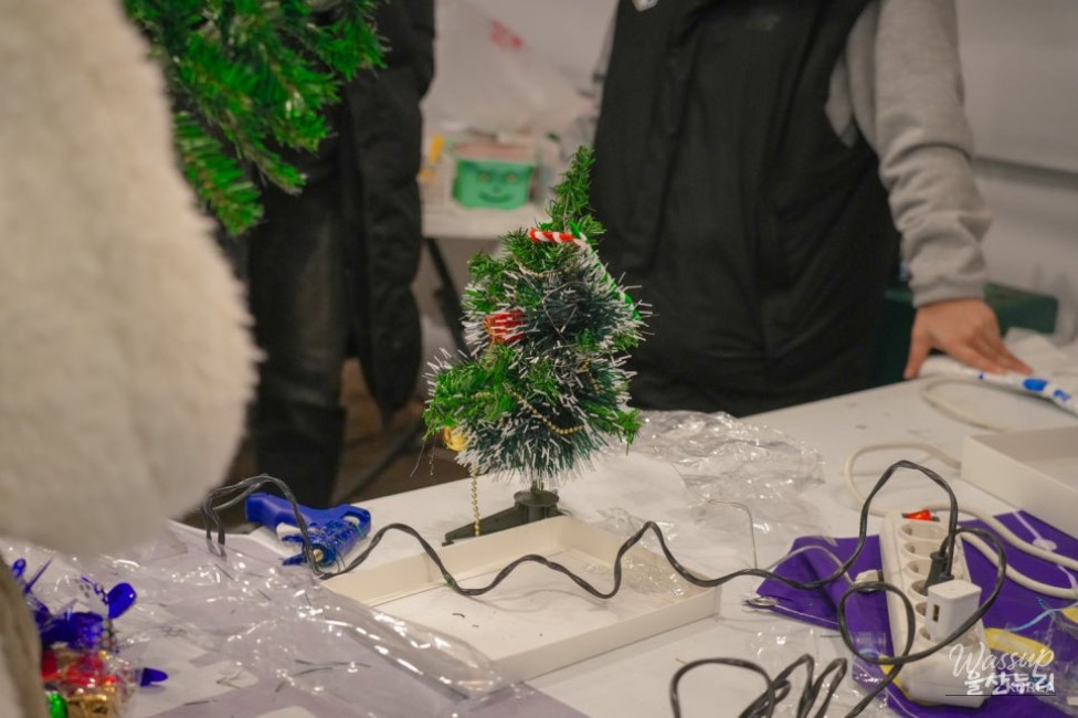 Exploring the Ulsan Christmas Market_09