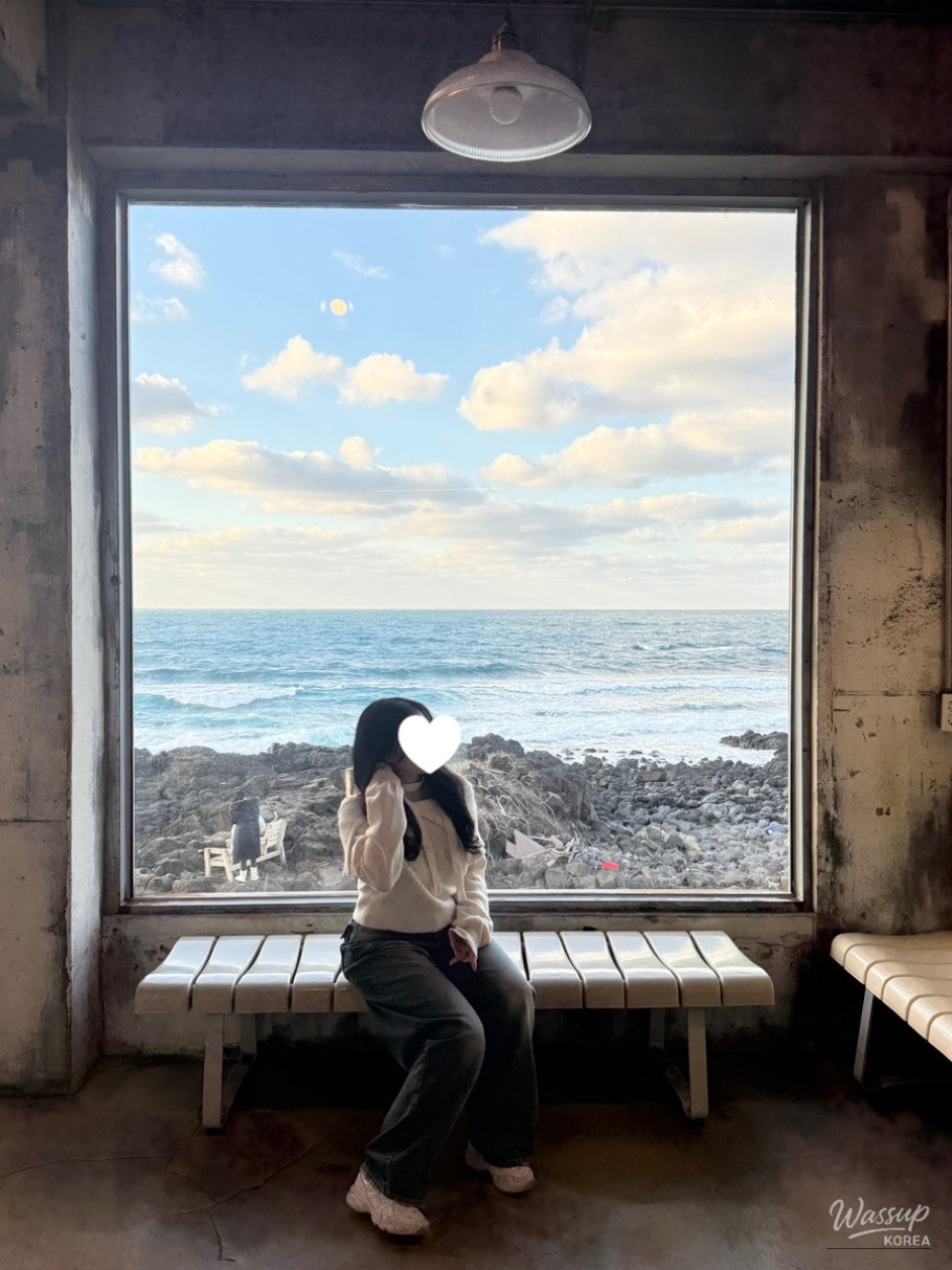 A Perfect Oceanview Cafe Experience in Jeju_01