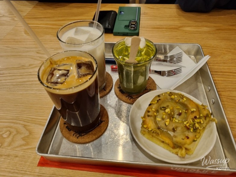 A Food Blogger's Culinary Journey_14