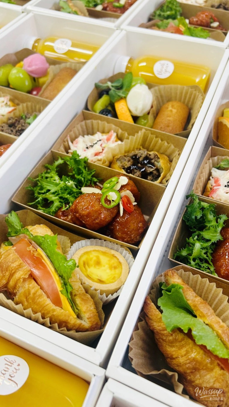 Premium Bento Boxes for Year-End Events_01