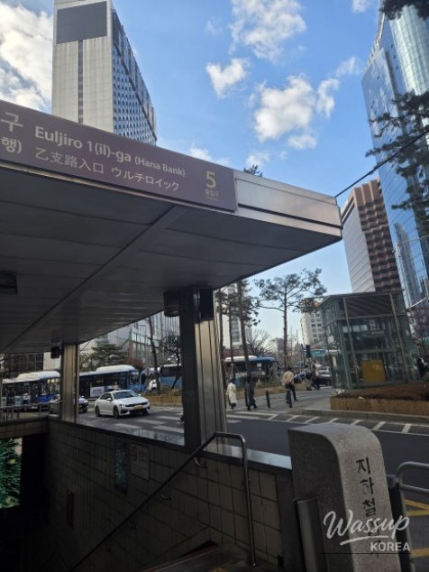 A Special Visit to Kaja Liquor Store for a Birthday Gift_03