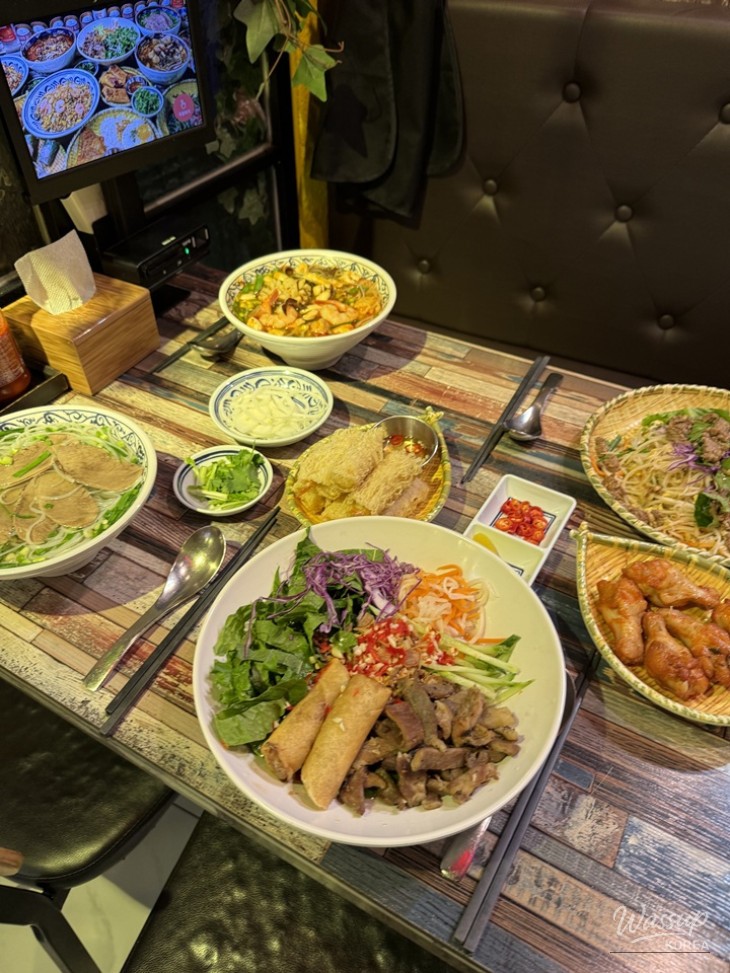 Exploring Bep Viet Euljiro: A Taste of Vietnam in Seoul_06