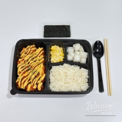 Discovering the Delight of Charcoal-Grilled Chicken Lunch Boxes in Gangnam_08