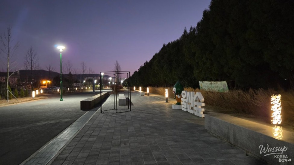 Nostalgia at Hogye Station_08