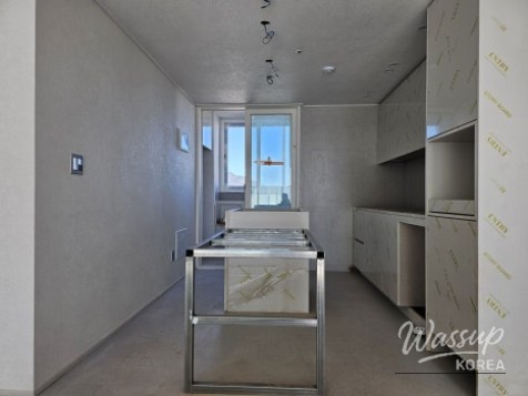 Kitchen Design: The Harmony of Sink Zone and Island_02