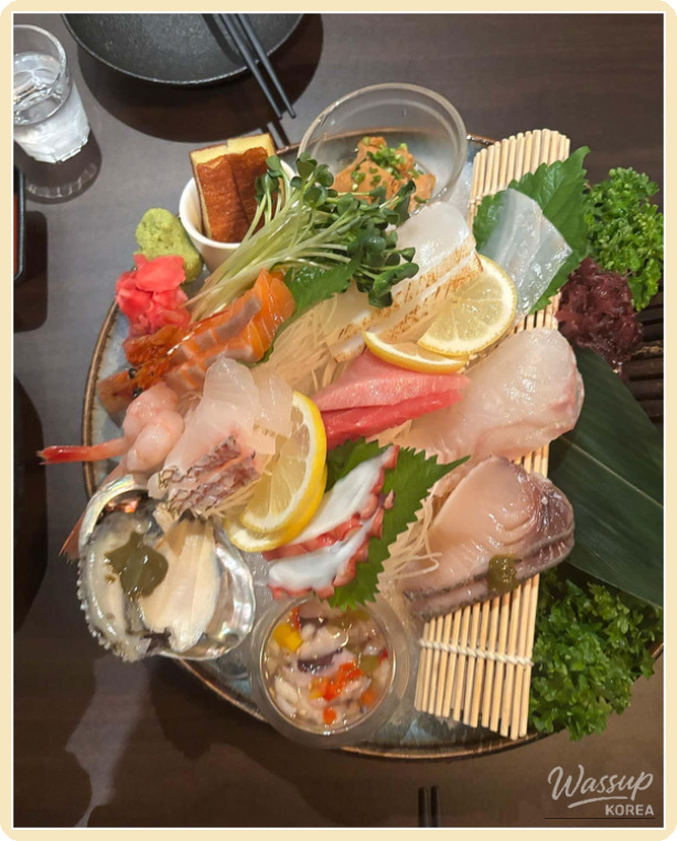 The Allure of Fresh Sashimi and More at Momiji Seolleung_09