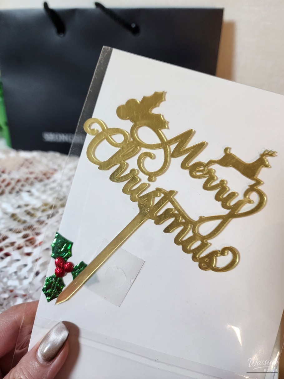 Exploring the Tradition of Stollen: A German Christmas Bread_01