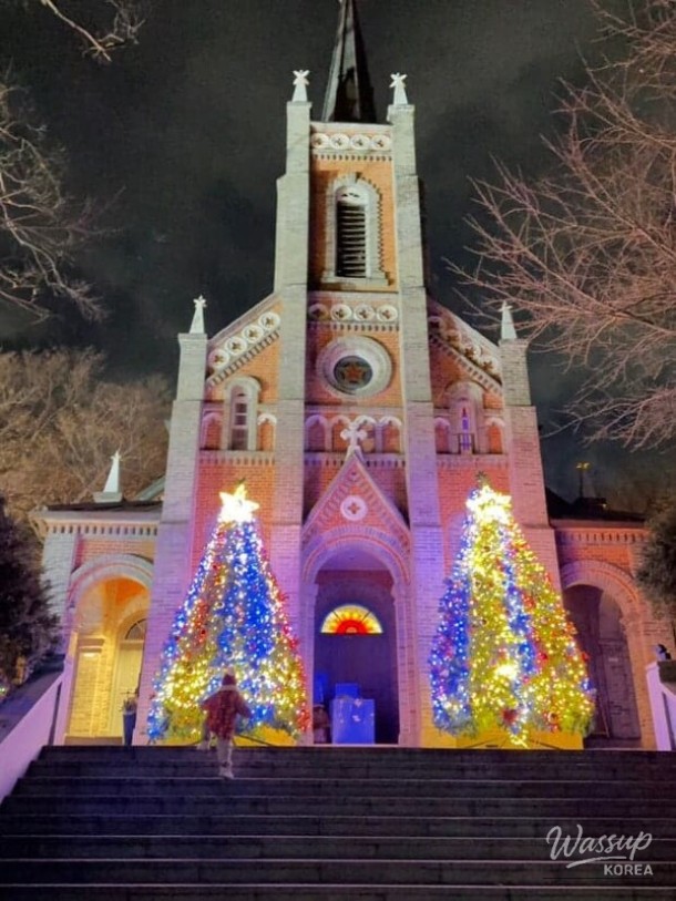 A Romantic Winter Destination: Gongseri Catholic Church_05