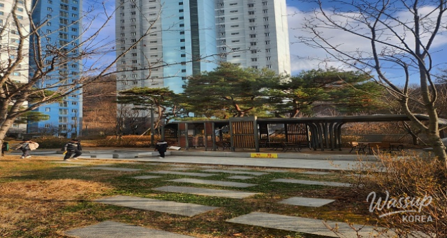 Hyungdong Harrington Place Apartment Community and Amenities_09