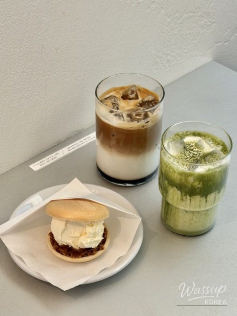 Warm and cozy winter-themed interior of 1507 Benefit Lounge in Daegu