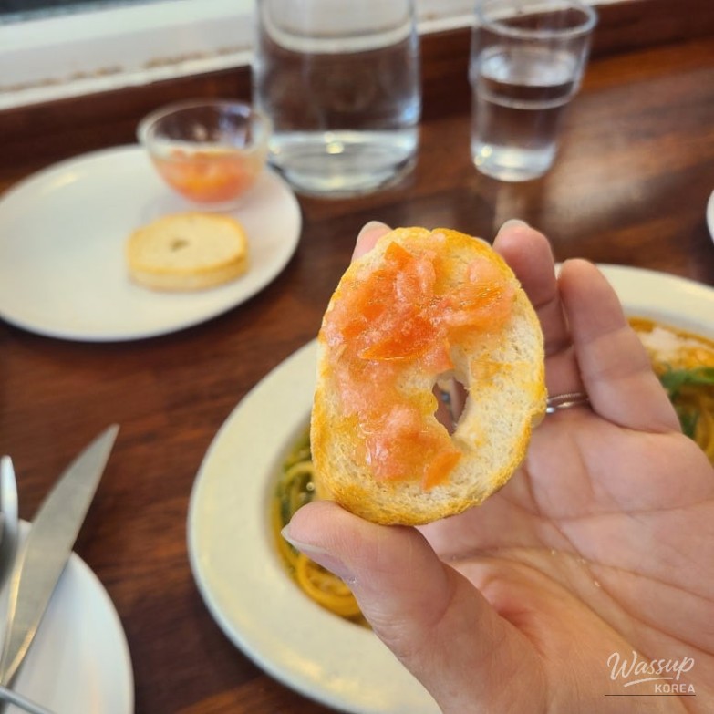 Perehil Spanish dishes and interior 05